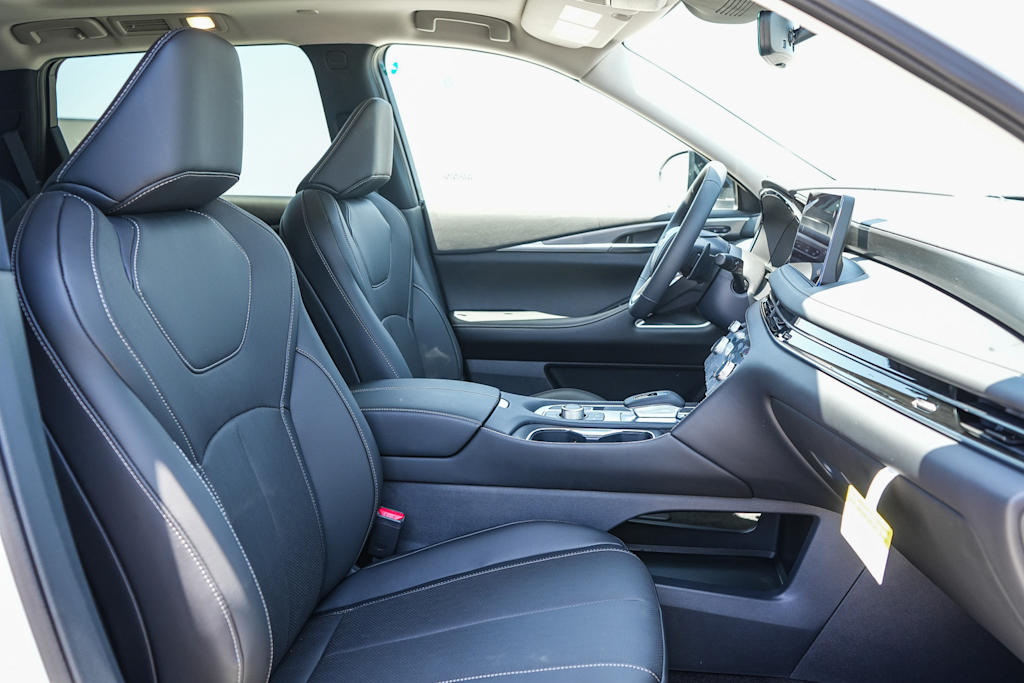Thumbnail: 2027 INFINITI QX60 - 10
