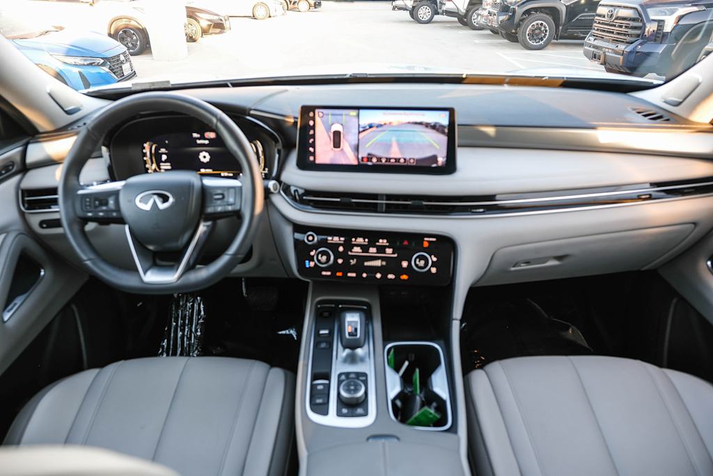 Thumbnail: 2026 INFINITI QX60 - 9