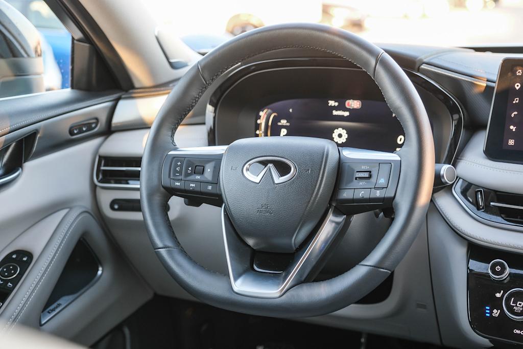 Thumbnail: 2026 INFINITI QX60 - 14