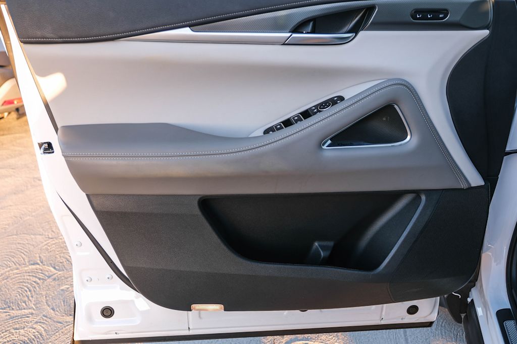 Thumbnail: 2026 INFINITI QX60 - 29