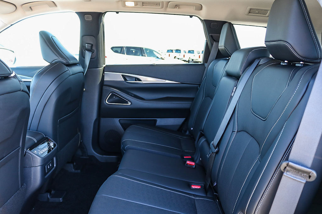 2026 INFINITI QX60 LUXE - Photo 10