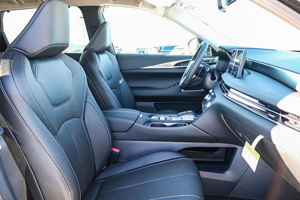 2026 INFINITI QX60 LUXE - Photo 8