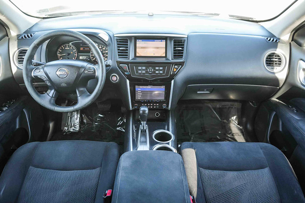 Thumbnail: 2015 Nissan Pathfinder - 2