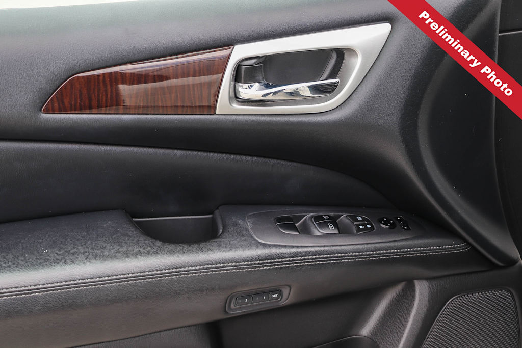 Thumbnail: 2013 Nissan Pathfinder - 20