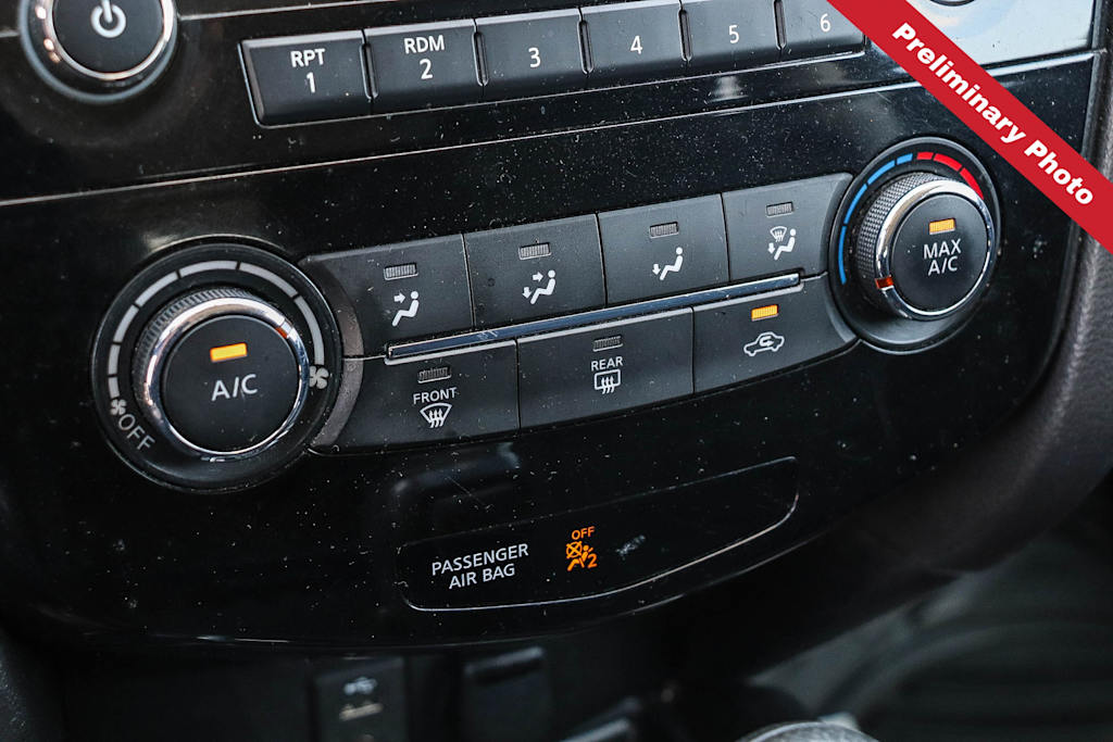 Thumbnail: 2015 Nissan Rogue - 20