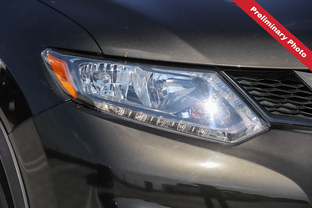 Thumbnail: 2015 Nissan Rogue - 14