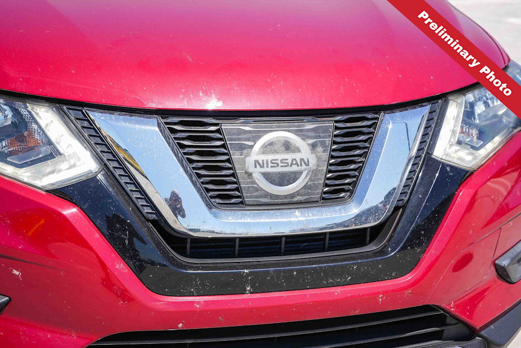 Thumbnail: 2017 Nissan Rogue - 15