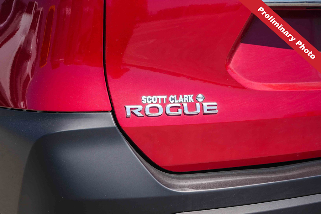 Thumbnail: 2017 Nissan Rogue - 6