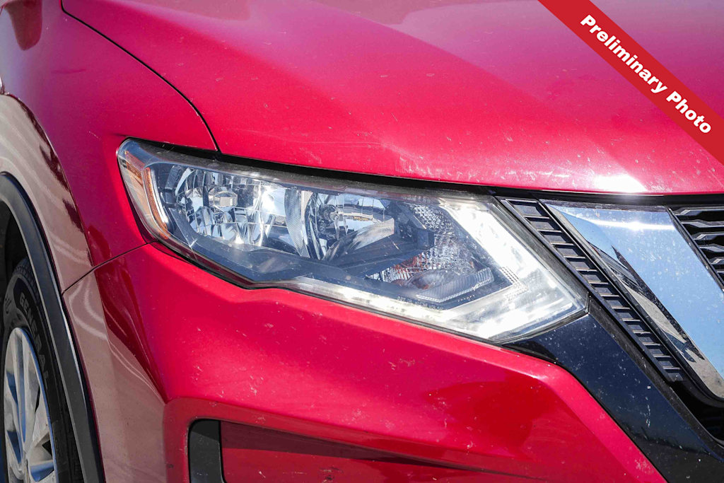 Thumbnail: 2017 Nissan Rogue - 14