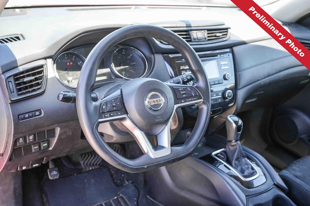 Thumbnail: 2017 Nissan Rogue - 2