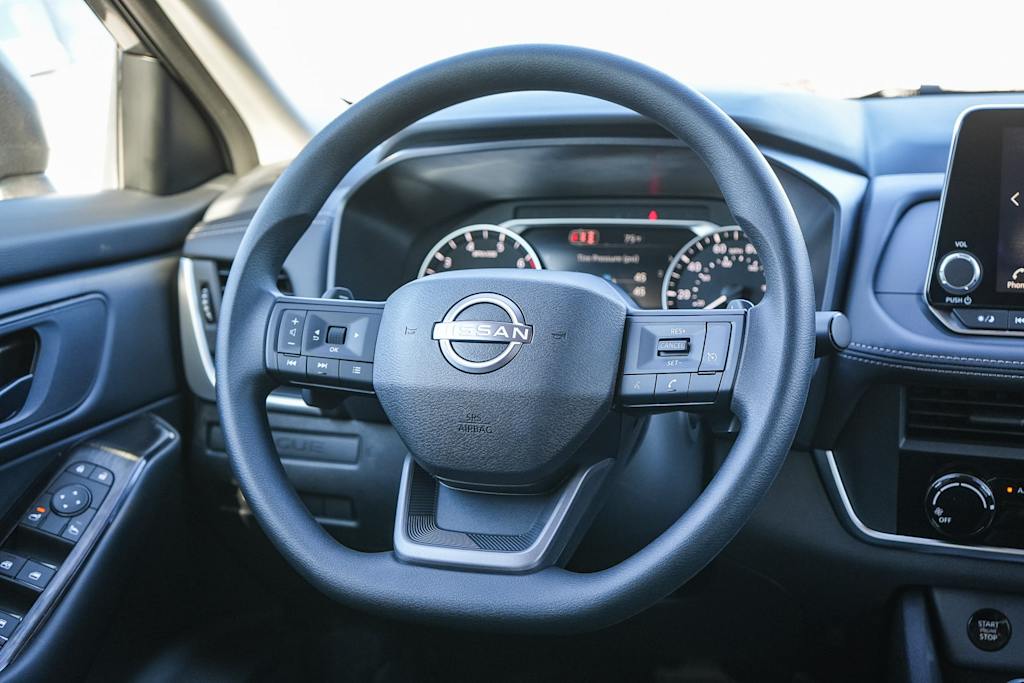 Thumbnail: 2026 Nissan Rogue - 13