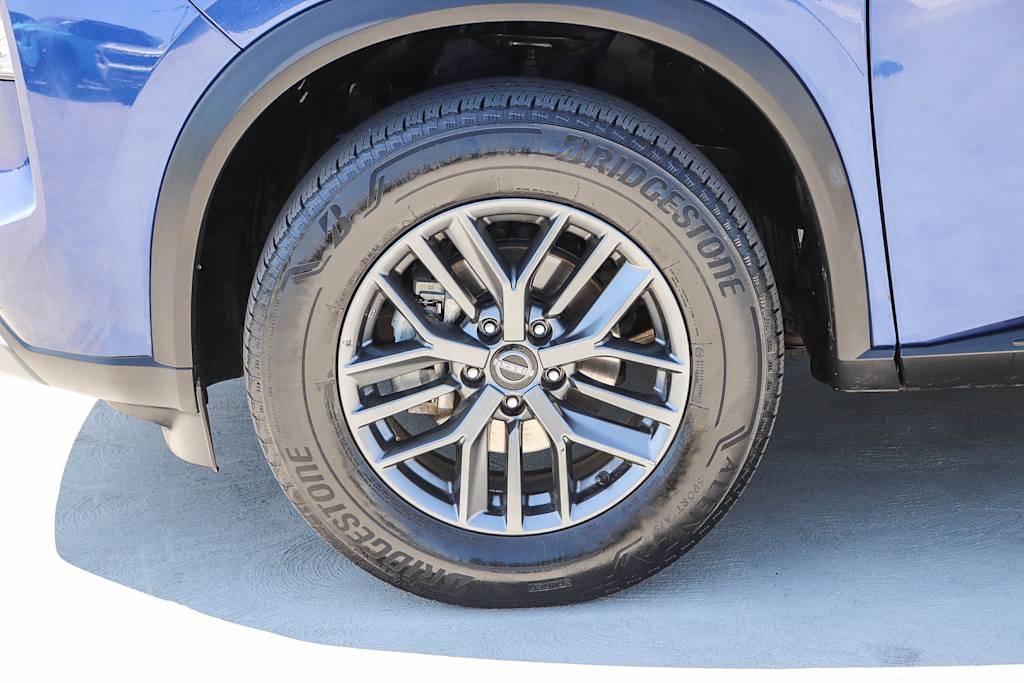 Thumbnail: 2023 Nissan Rogue - 6