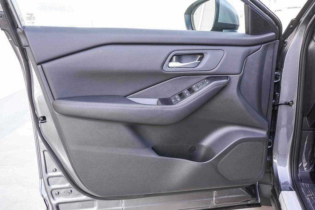 Thumbnail: 2026 Nissan Rogue - 25