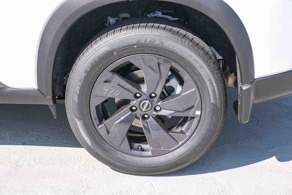 Thumbnail: 2026 Nissan Rogue - 7