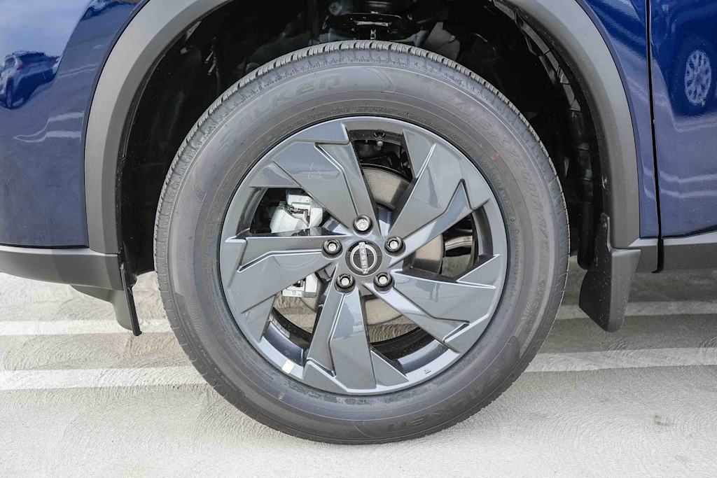 Thumbnail: 2026 Nissan Rogue - 22