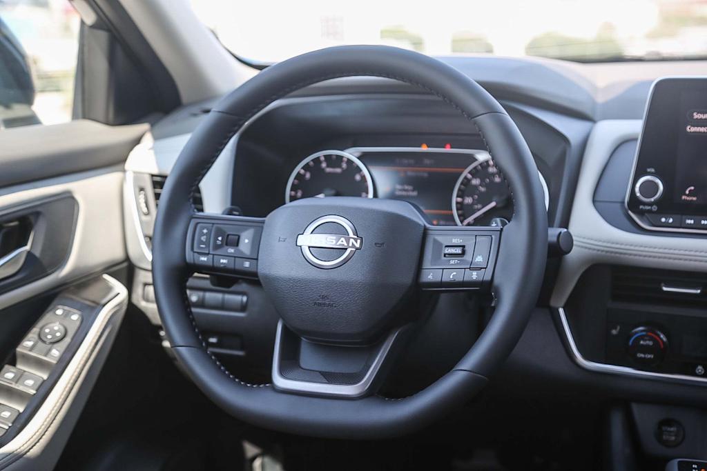 Thumbnail: 2025 Nissan Rogue - 8