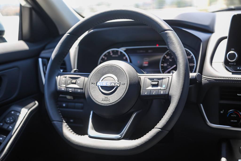 Thumbnail: 2025 Nissan Rogue - 8