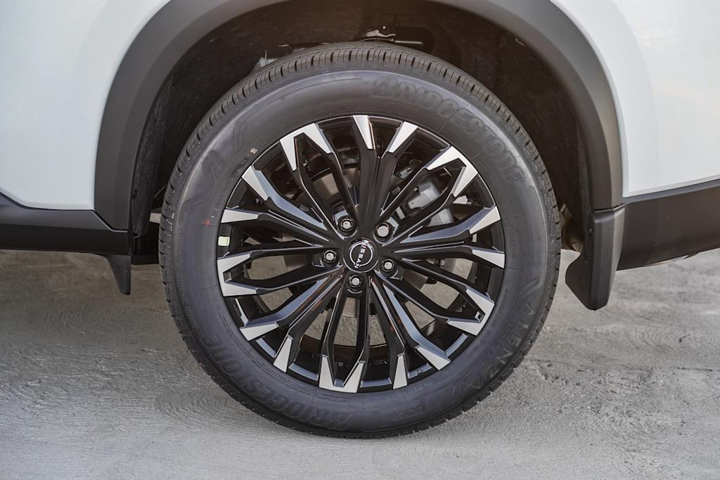Thumbnail: 2026 Nissan Rogue - 22