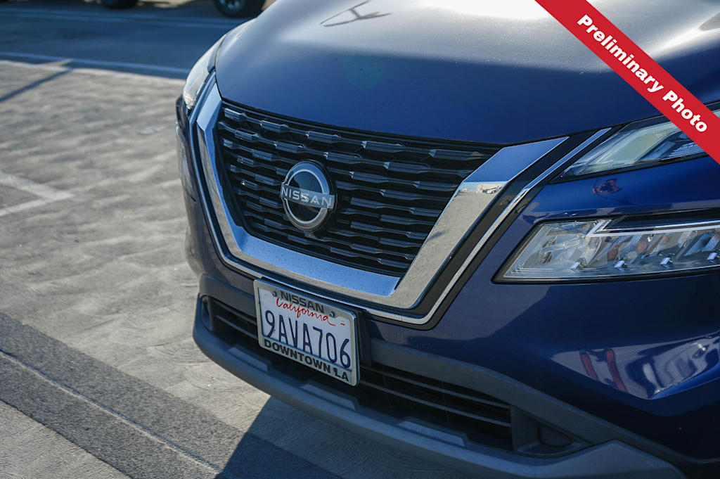 Thumbnail: 2022 Nissan Rogue - 15