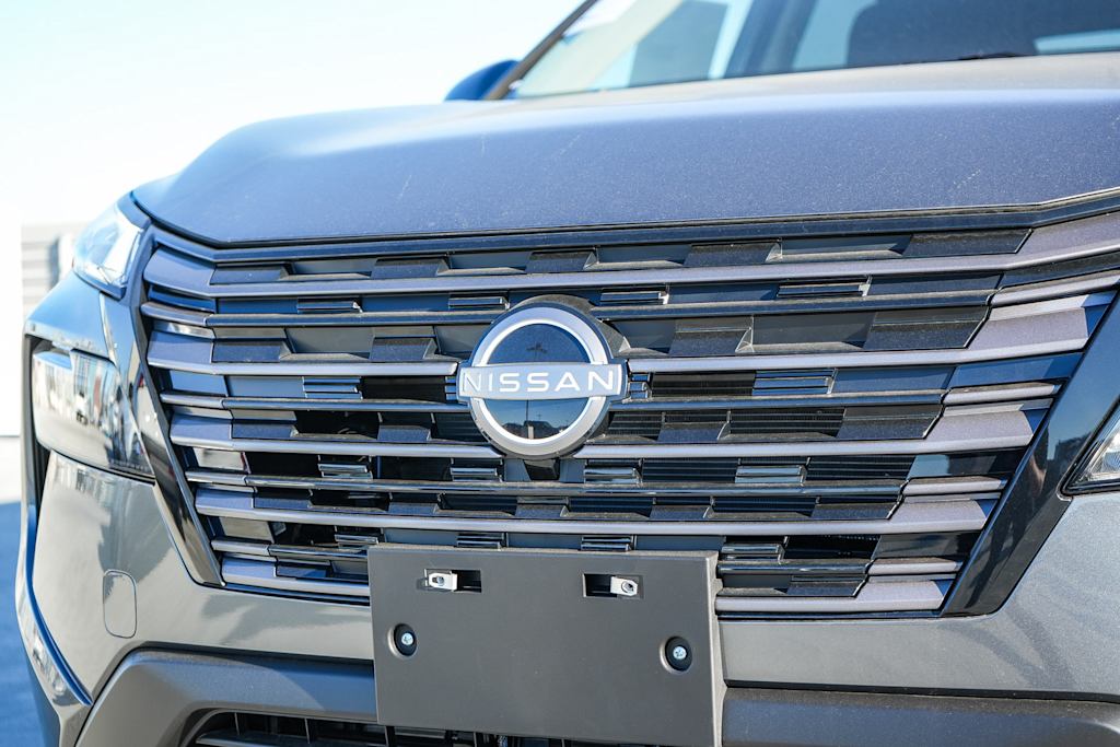 Thumbnail: 2026 Nissan Rogue - 18