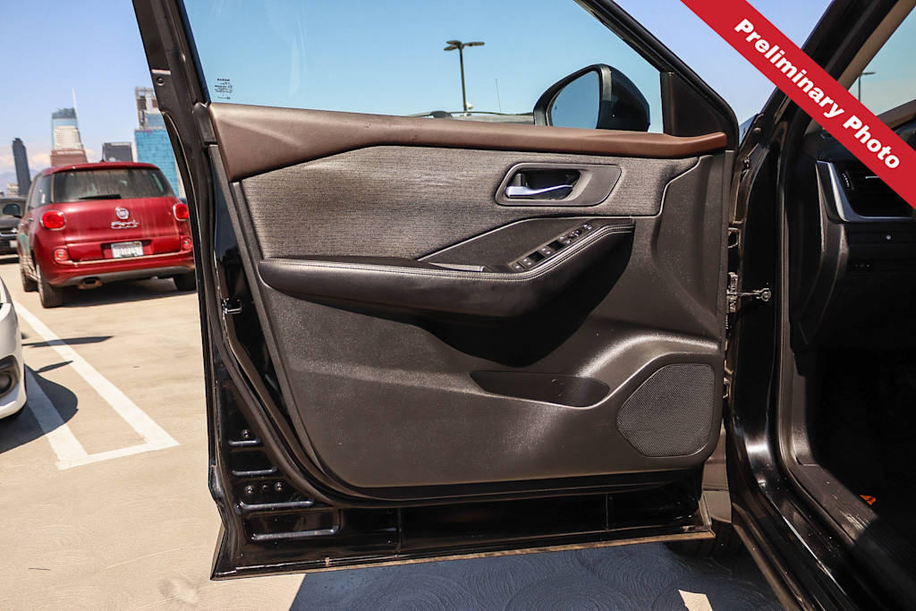 Thumbnail: 2022 Nissan Rogue - 21