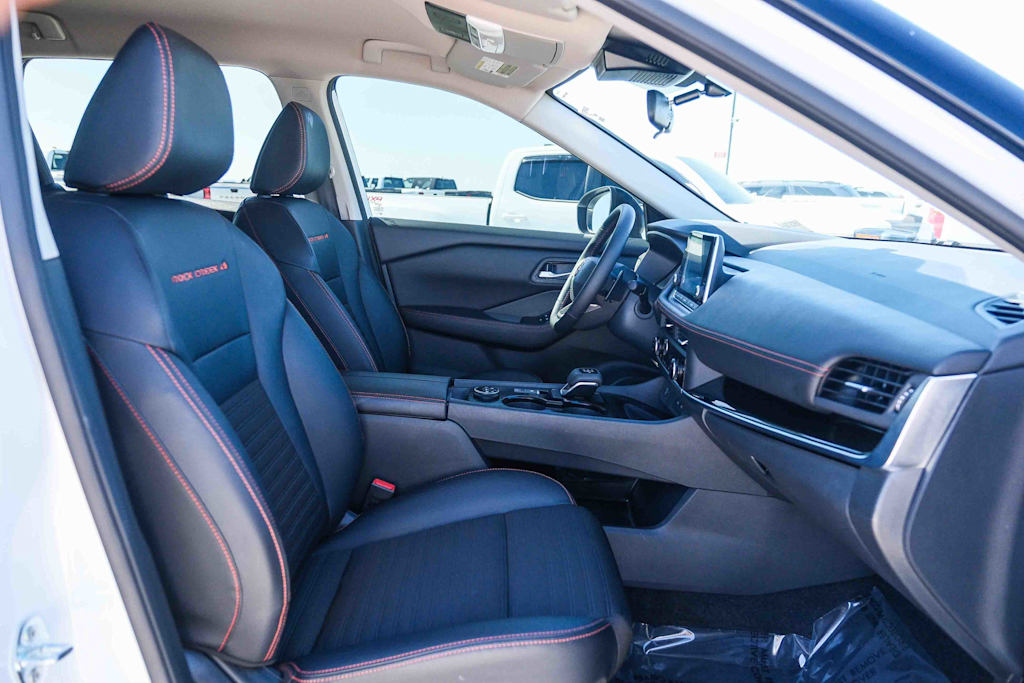 Thumbnail: 2025 Nissan Rogue - 9