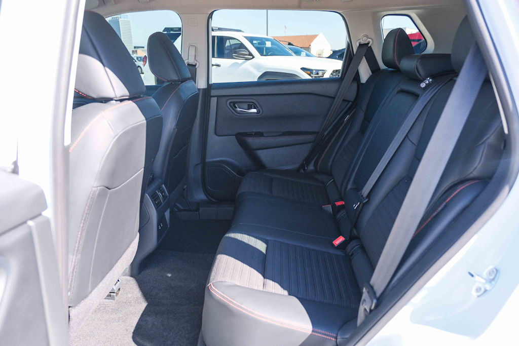 Thumbnail: 2025 Nissan Rogue - 11