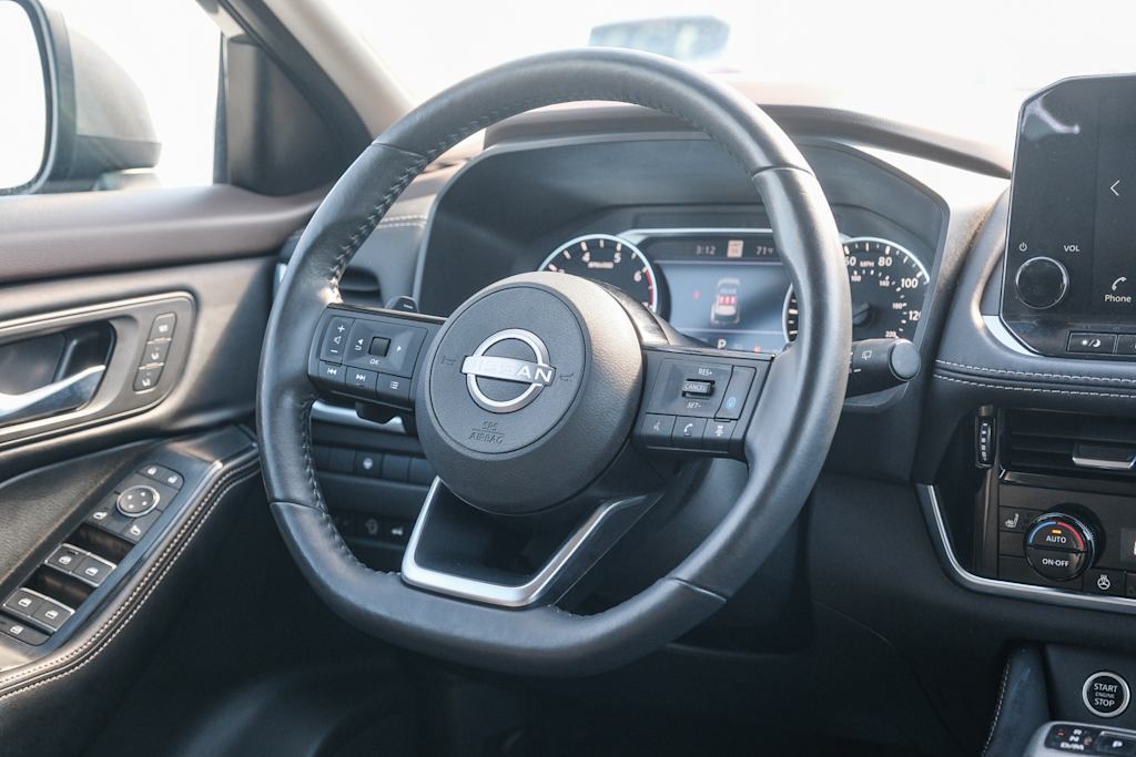 Thumbnail: 2023 Nissan Rogue - 9