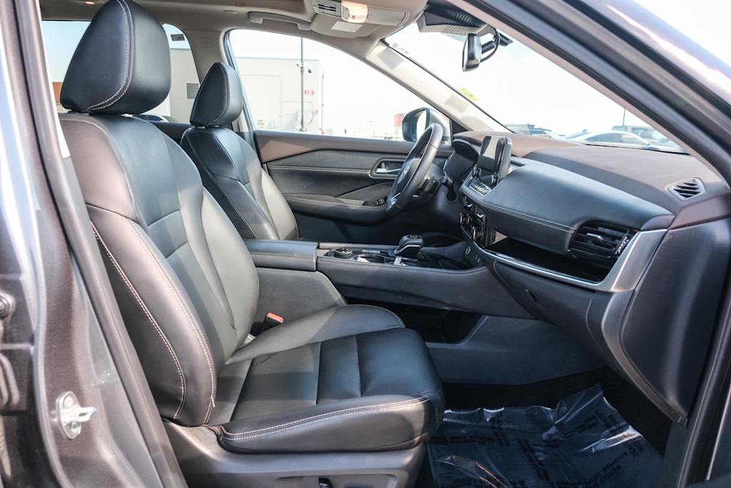 Thumbnail: 2023 Nissan Rogue - 10