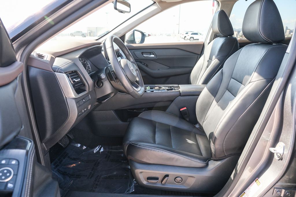 Thumbnail: 2023 Nissan Rogue - 11