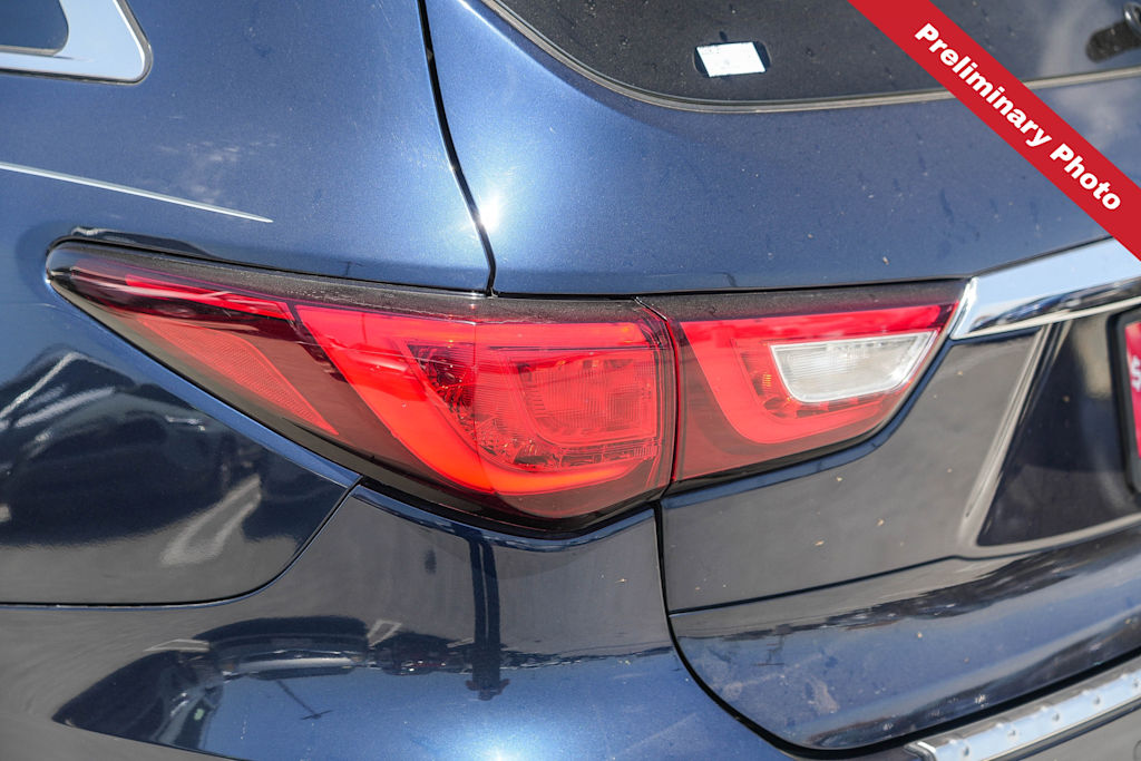 Thumbnail: 2016 INFINITI QX60 - 16
