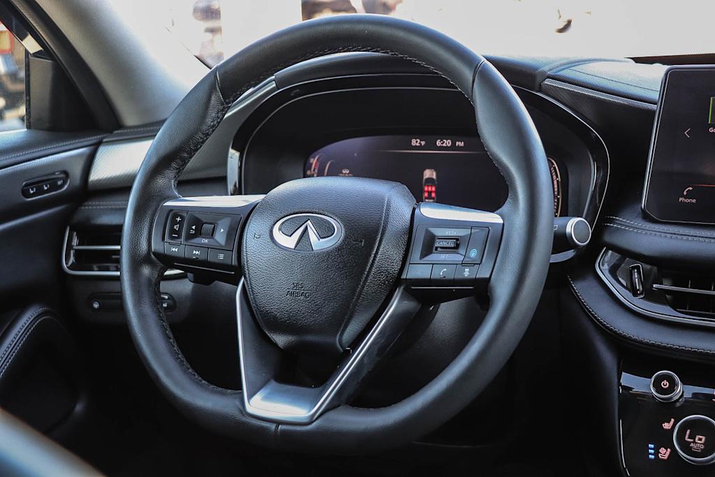 Thumbnail: 2023 INFINITI QX60 - 9