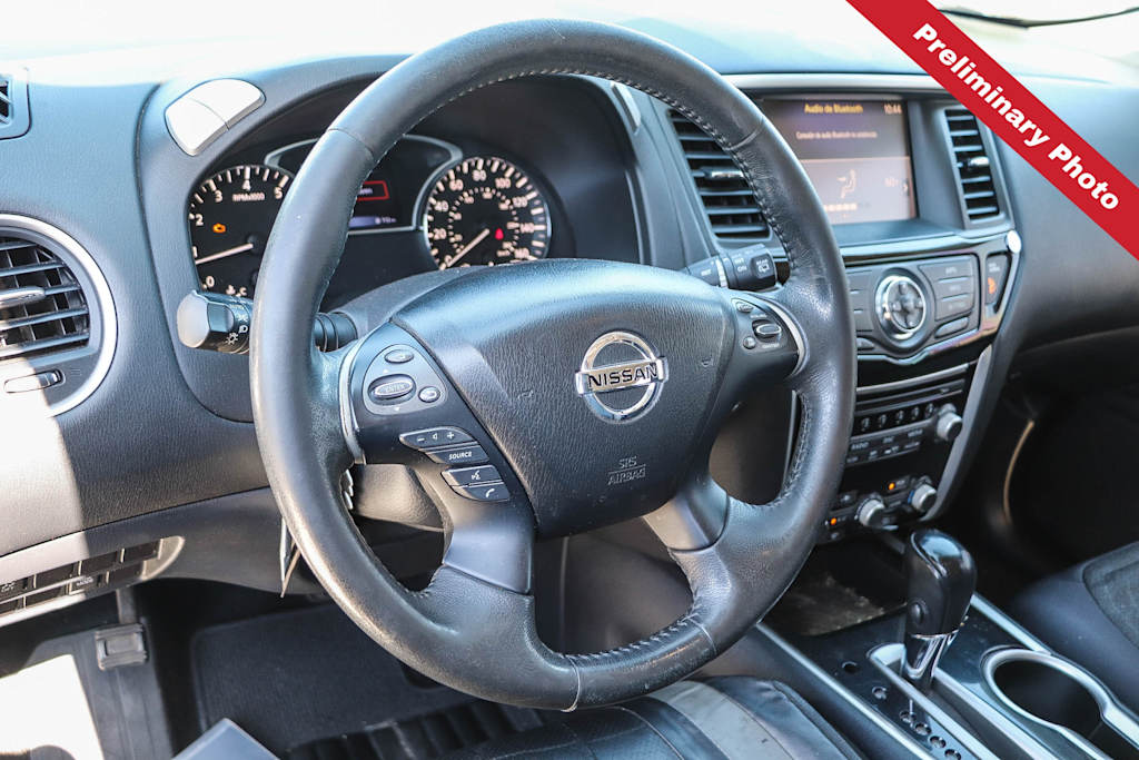 Thumbnail: 2017 Nissan Pathfinder - 2