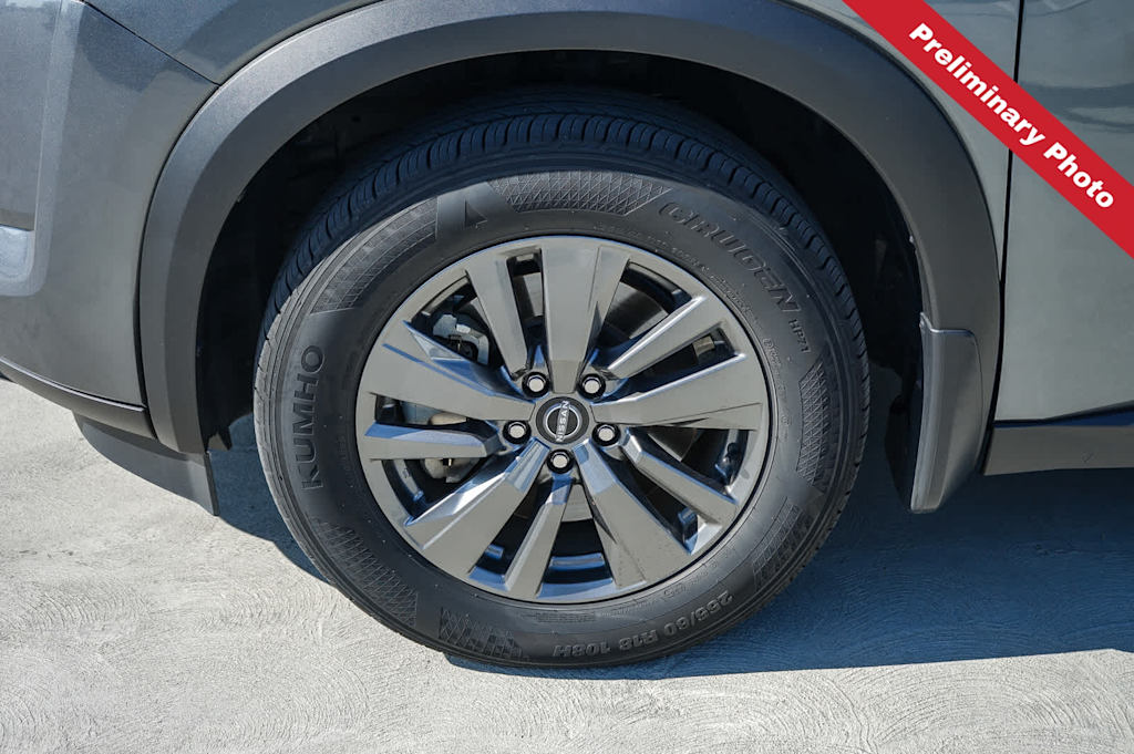 Thumbnail: 2022 Nissan Pathfinder - 18