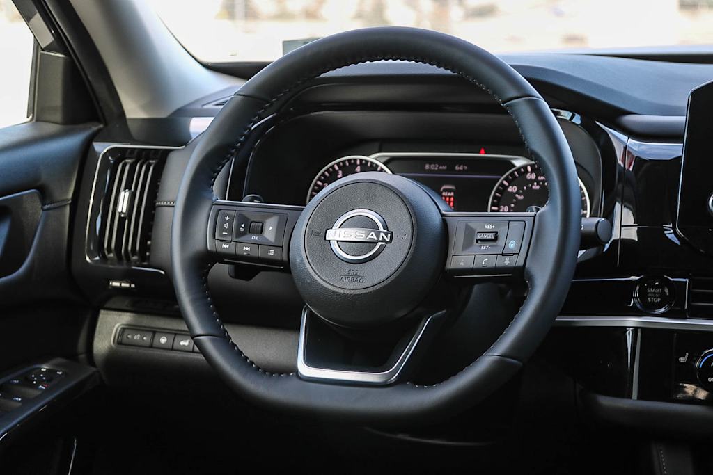 Thumbnail: 2025 Nissan Pathfinder - 8