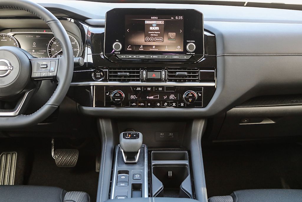 Thumbnail: 2025 Nissan Pathfinder - 13
