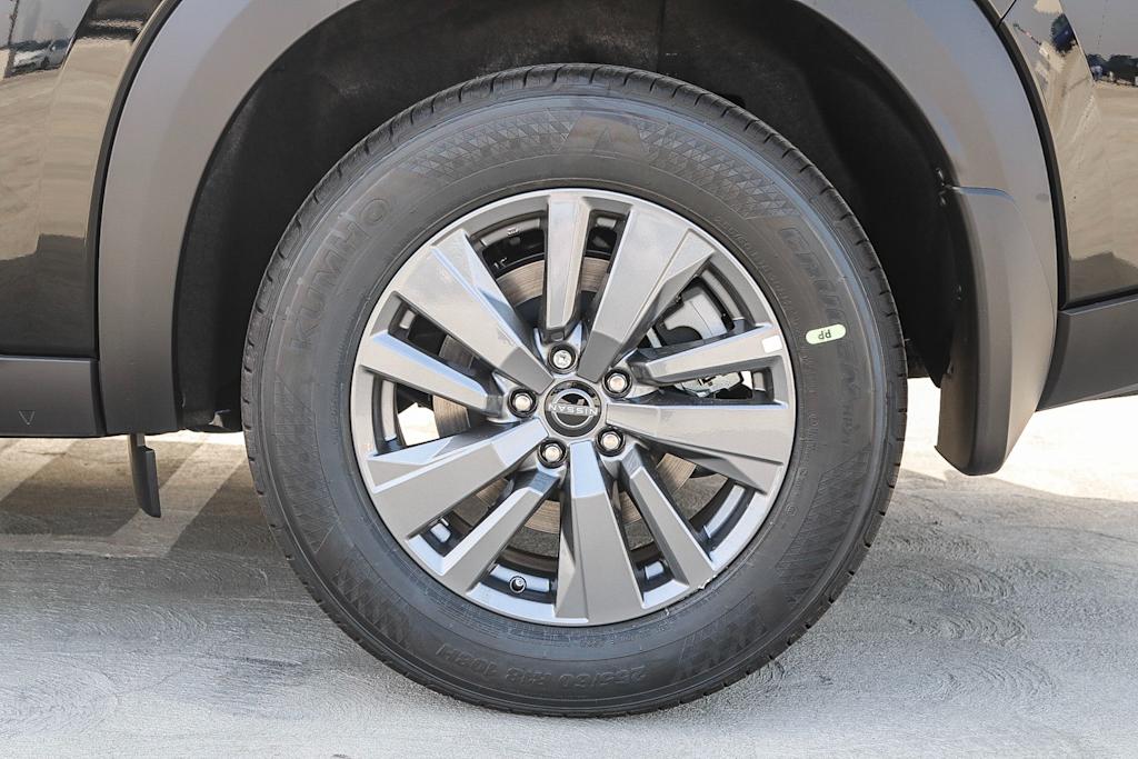 Thumbnail: 2025 Nissan Pathfinder - 7