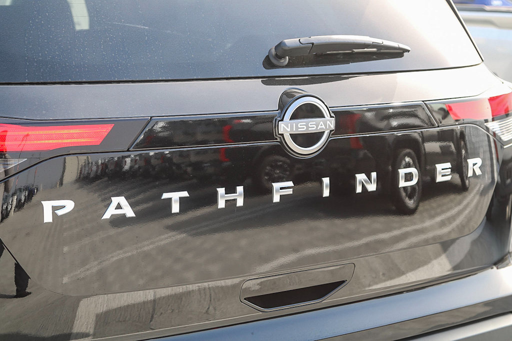 Thumbnail: 2025 Nissan Pathfinder - 21