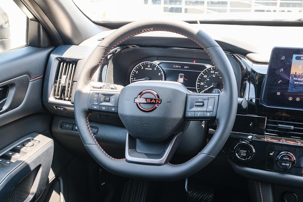 Thumbnail: 2026 Nissan Pathfinder - 10