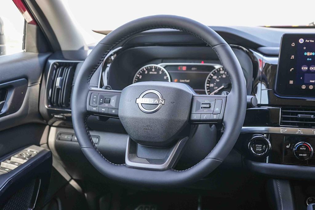 Thumbnail: 2026 Nissan Pathfinder - 13