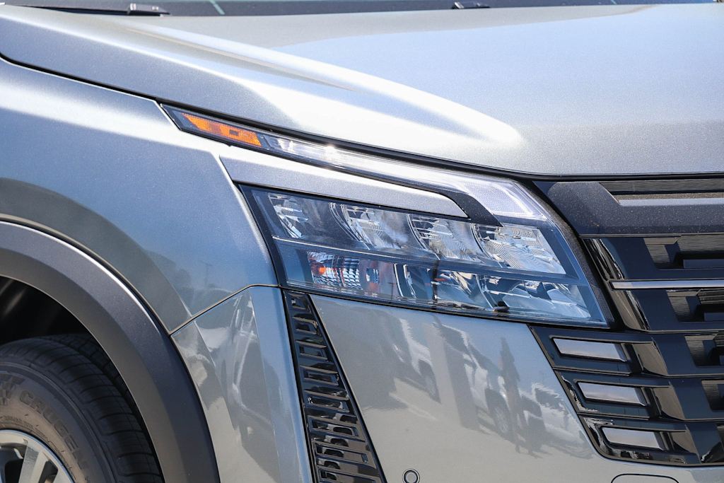 Thumbnail: 2026 Nissan Pathfinder - 20