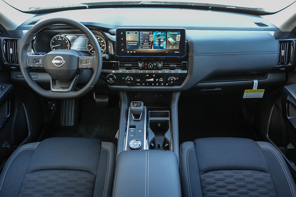 Thumbnail: 2026 Nissan Pathfinder - 2