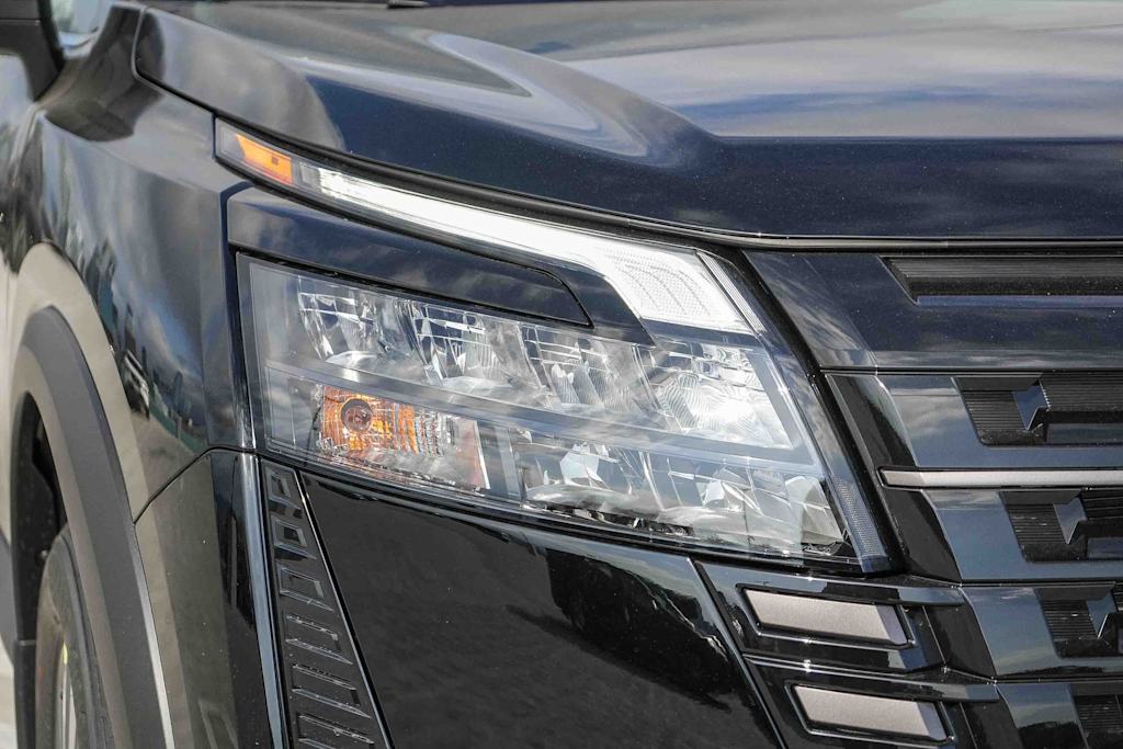 Thumbnail: 2026 Nissan Pathfinder - 17