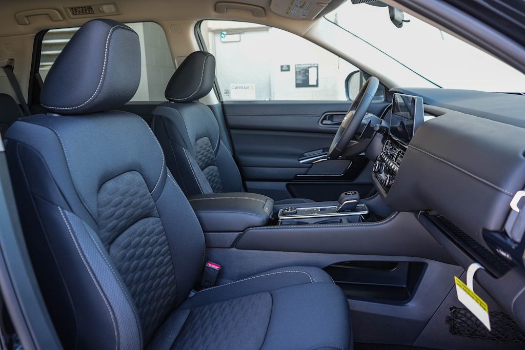 Thumbnail: 2026 Nissan Pathfinder - 9