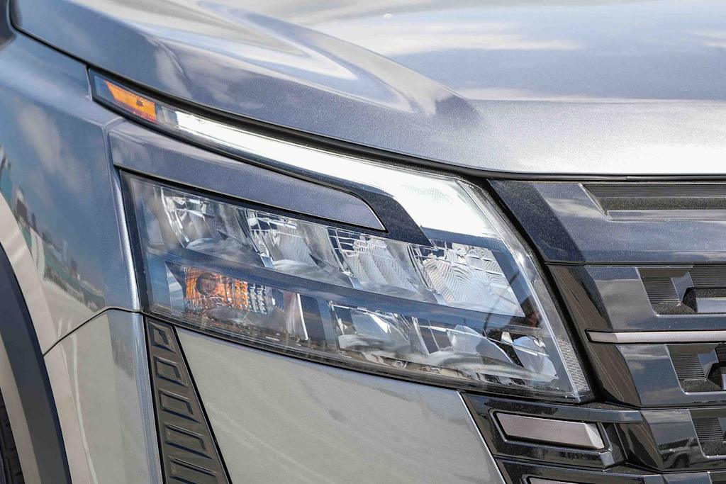 Thumbnail: 2026 Nissan Pathfinder - 18
