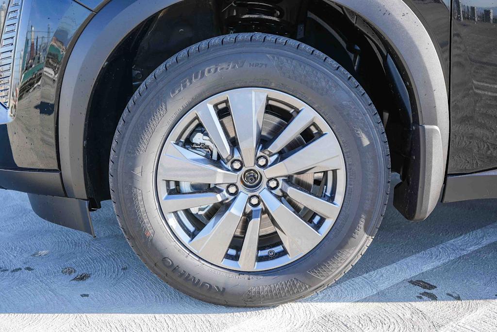 Thumbnail: 2026 Nissan Pathfinder - 21