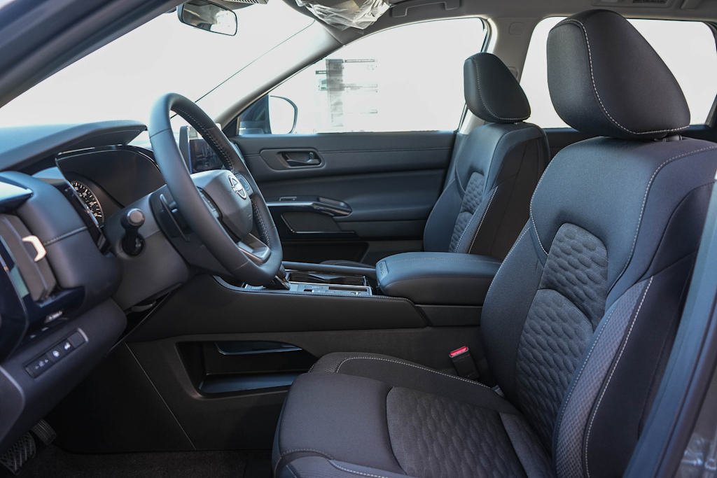 Thumbnail: 2026 Nissan Pathfinder - 10