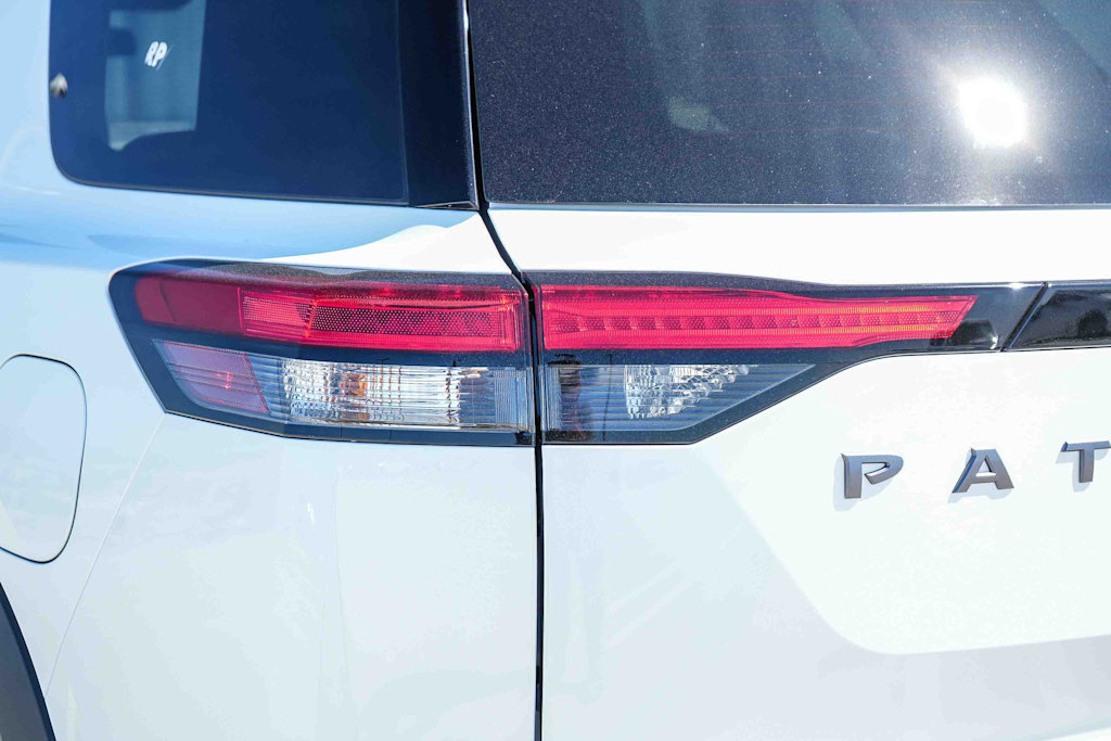 Thumbnail: 2026 Nissan Pathfinder - 21