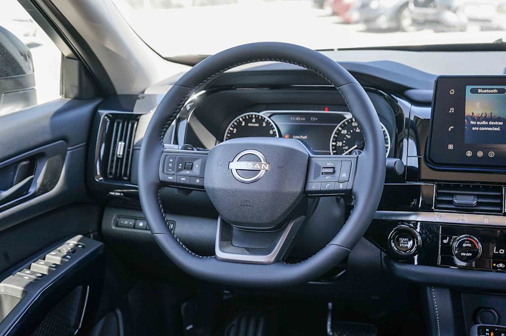 Thumbnail: 2026 Nissan Pathfinder - 12