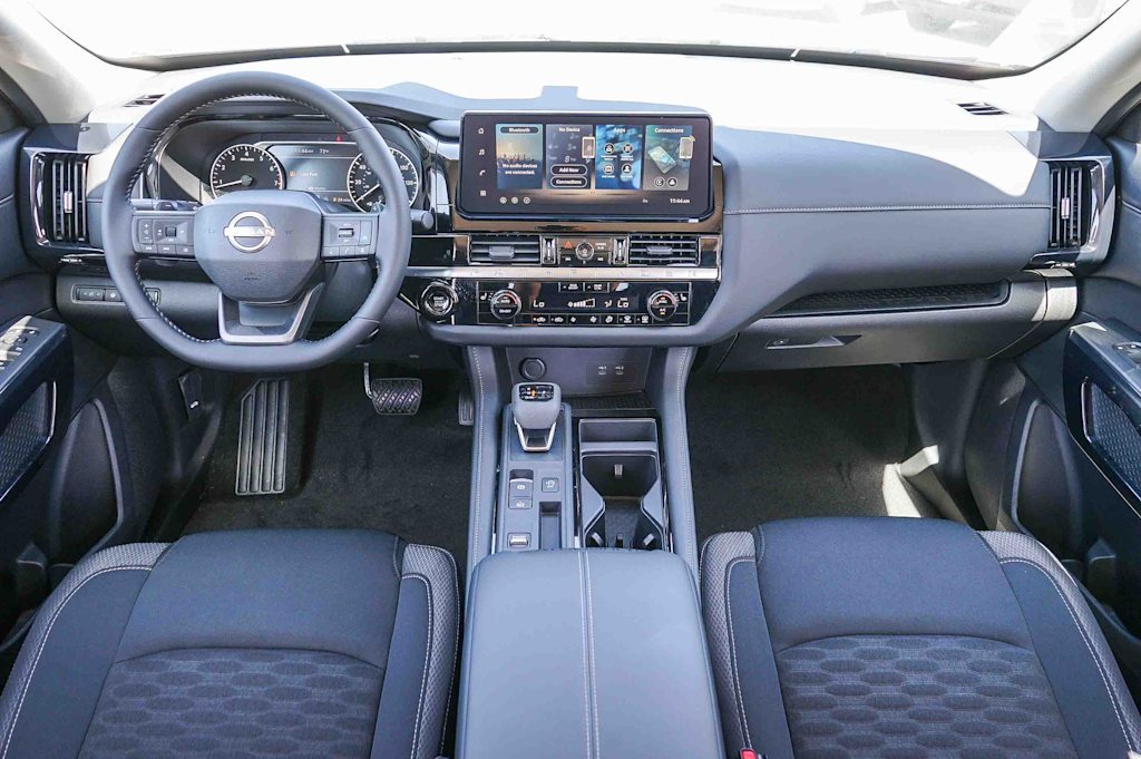 Thumbnail: 2026 Nissan Pathfinder - 2